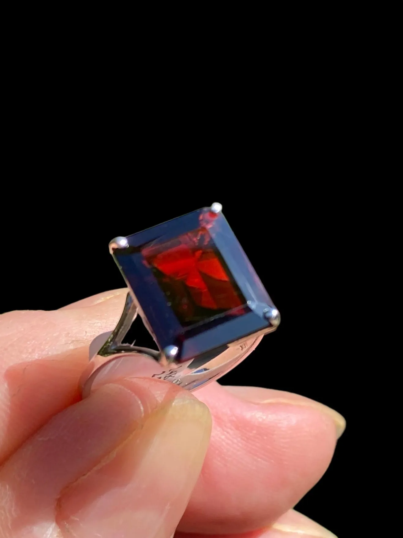 14KT White Gold 7ct Garnet Cocktail Ring