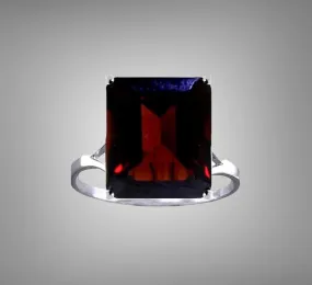 14KT White Gold 7ct Garnet Cocktail Ring
