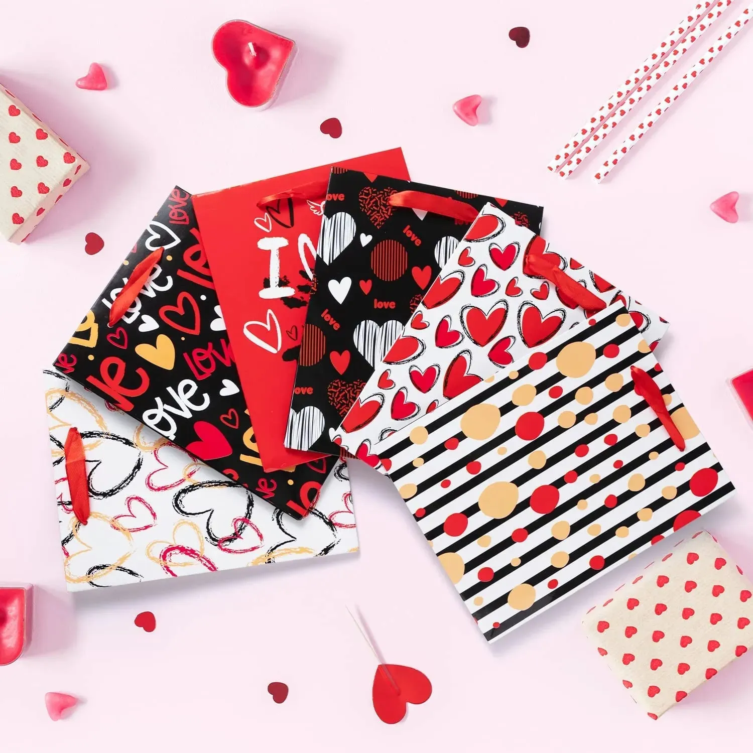 18Pcs Heart Art Paper Gift Bags