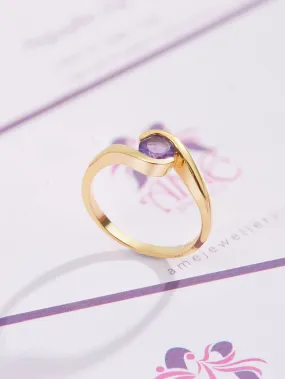 5mm Round-cut Amethyst Semi Bezel Solitaire Ring in 14K Yellow Gold