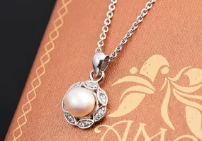 6.5mm White Freshwater Pearl Vintage Pendant Necklace in Sterling Silver