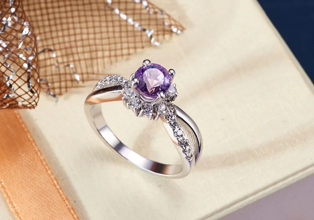 6mm Amethyst Split-shank Ring in Sterling Silver