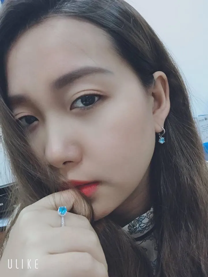6mm Blue Topaz Flower Ring in Sterling Silver