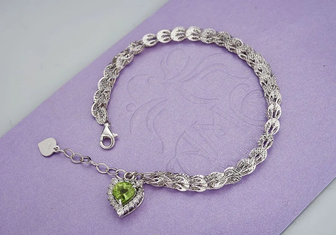 6mm Heart-cut Peridot Bracelet in Sterling Silver