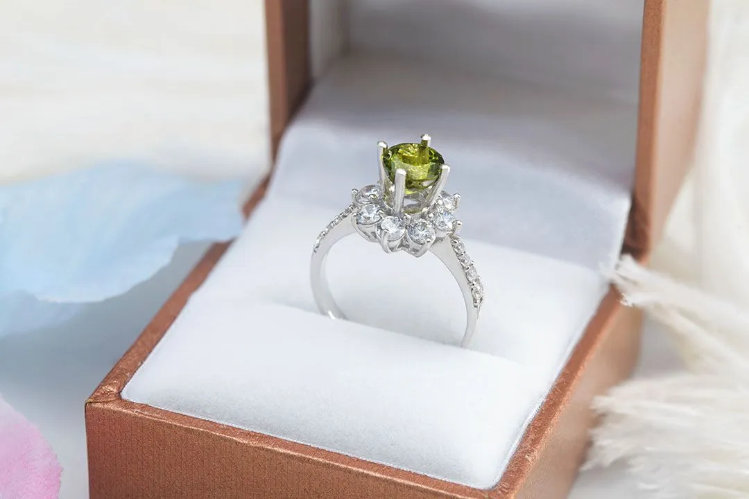6mm Round cut Peridot Flower Ring in Sterling Silver