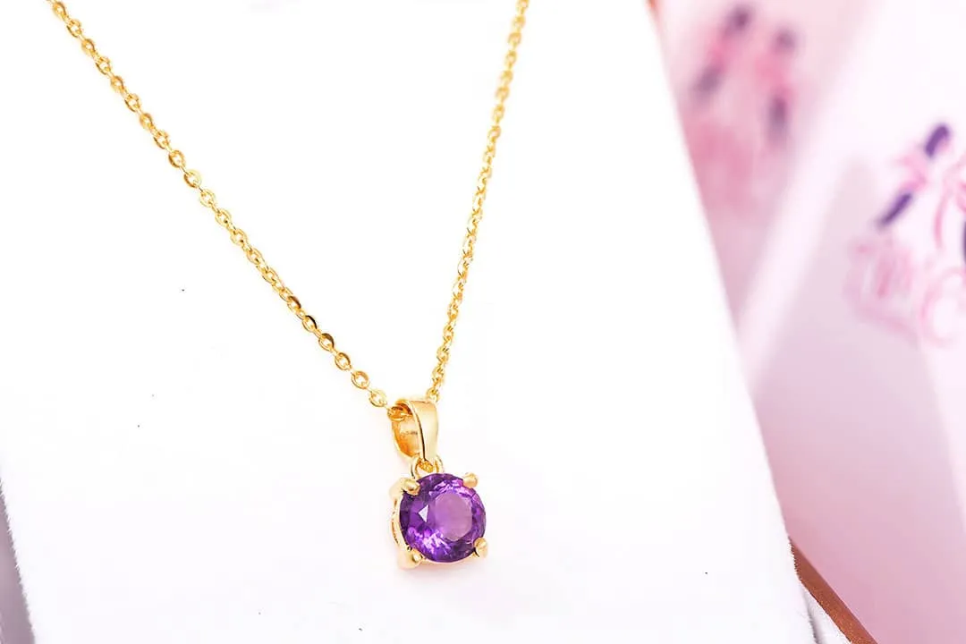 7mm Amethyst Solitaire Pendant Necklace in 14K Yellow Gold