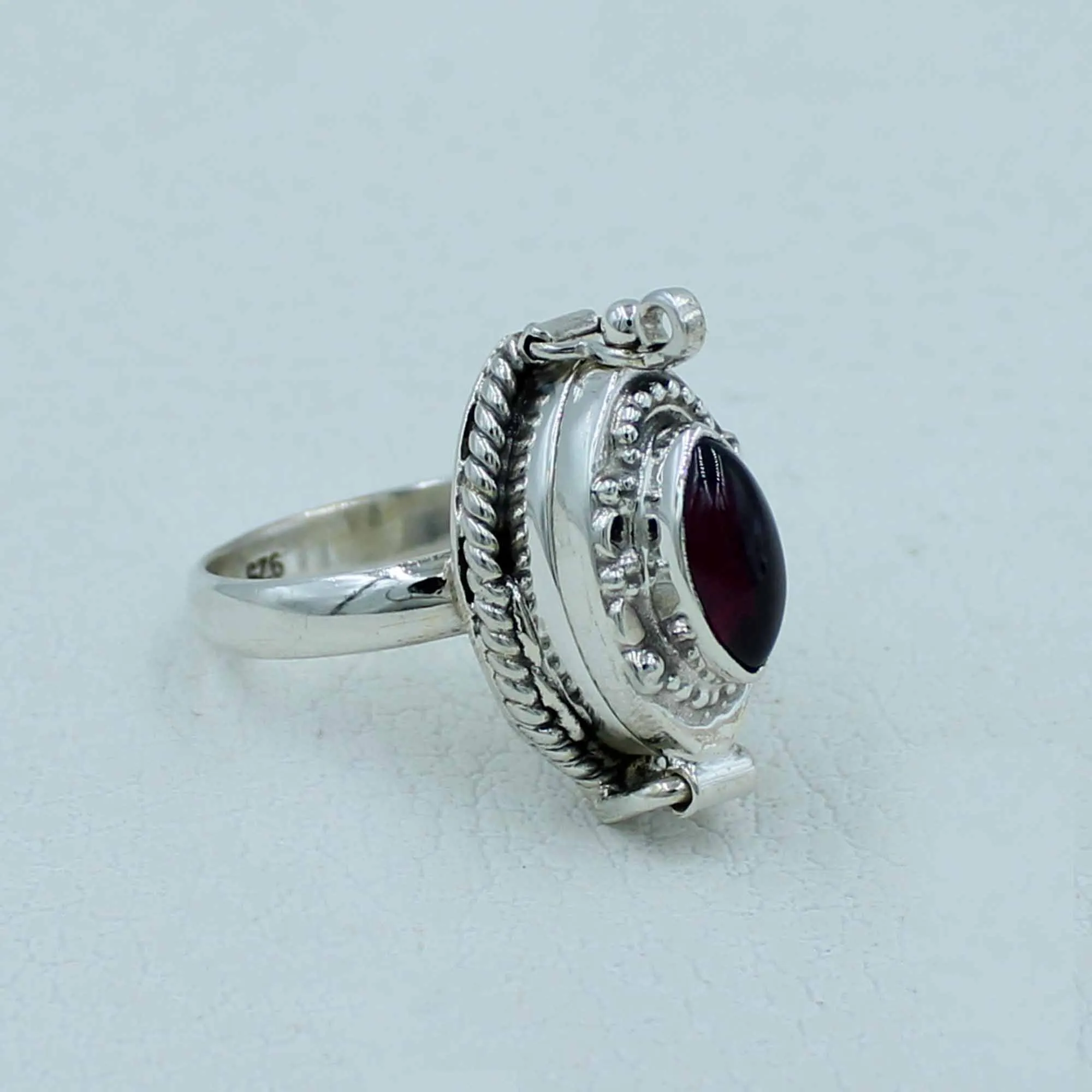 925 Sterling Silver Garnet Ring