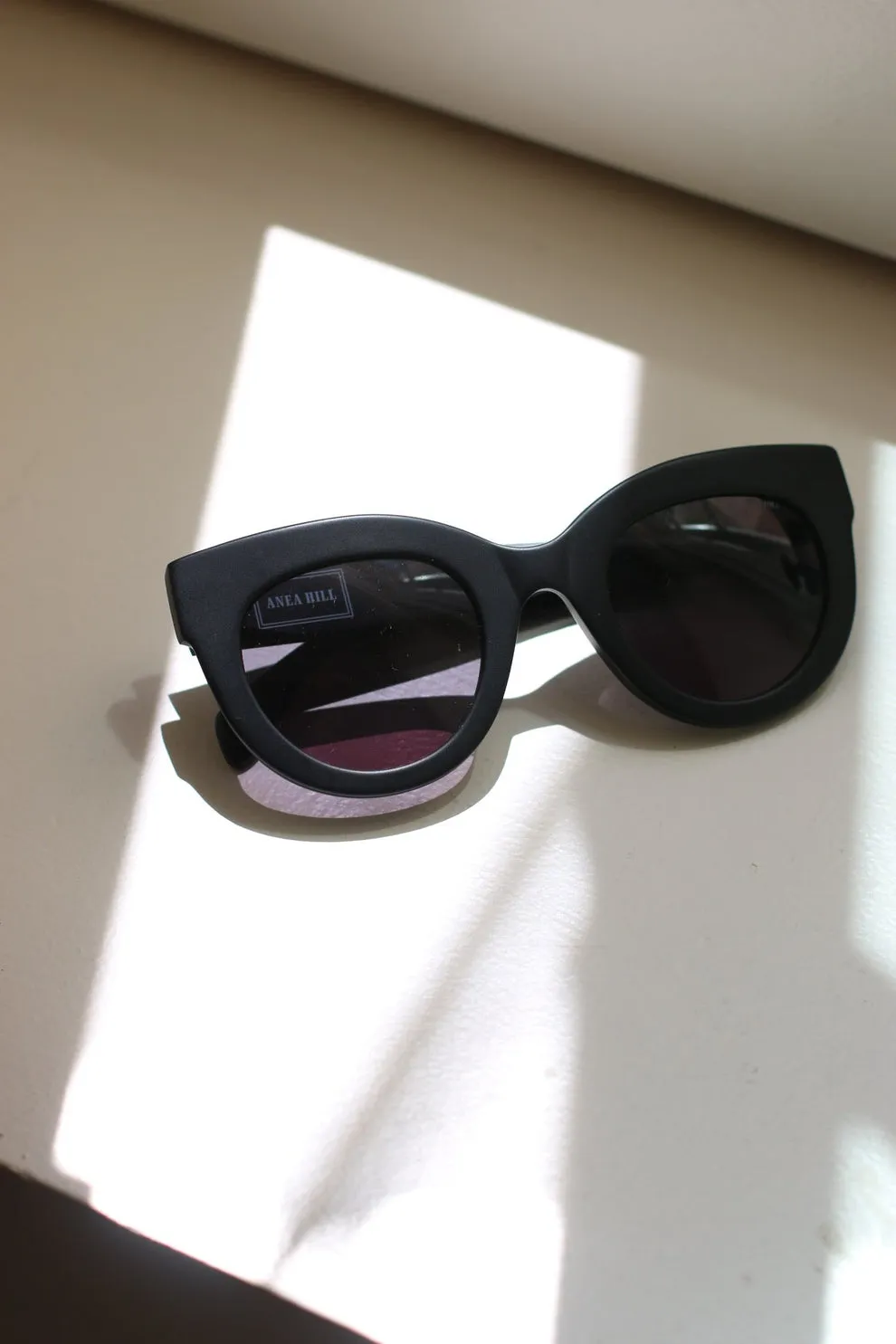 ANEA HILL Manbattan Sunglasses-Polarized