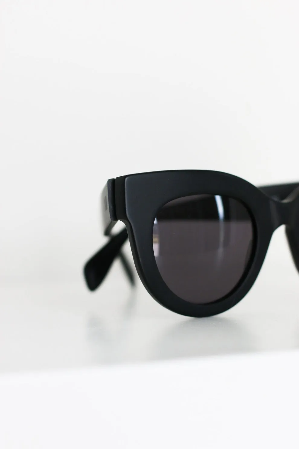 ANEA HILL Manbattan Sunglasses-Polarized