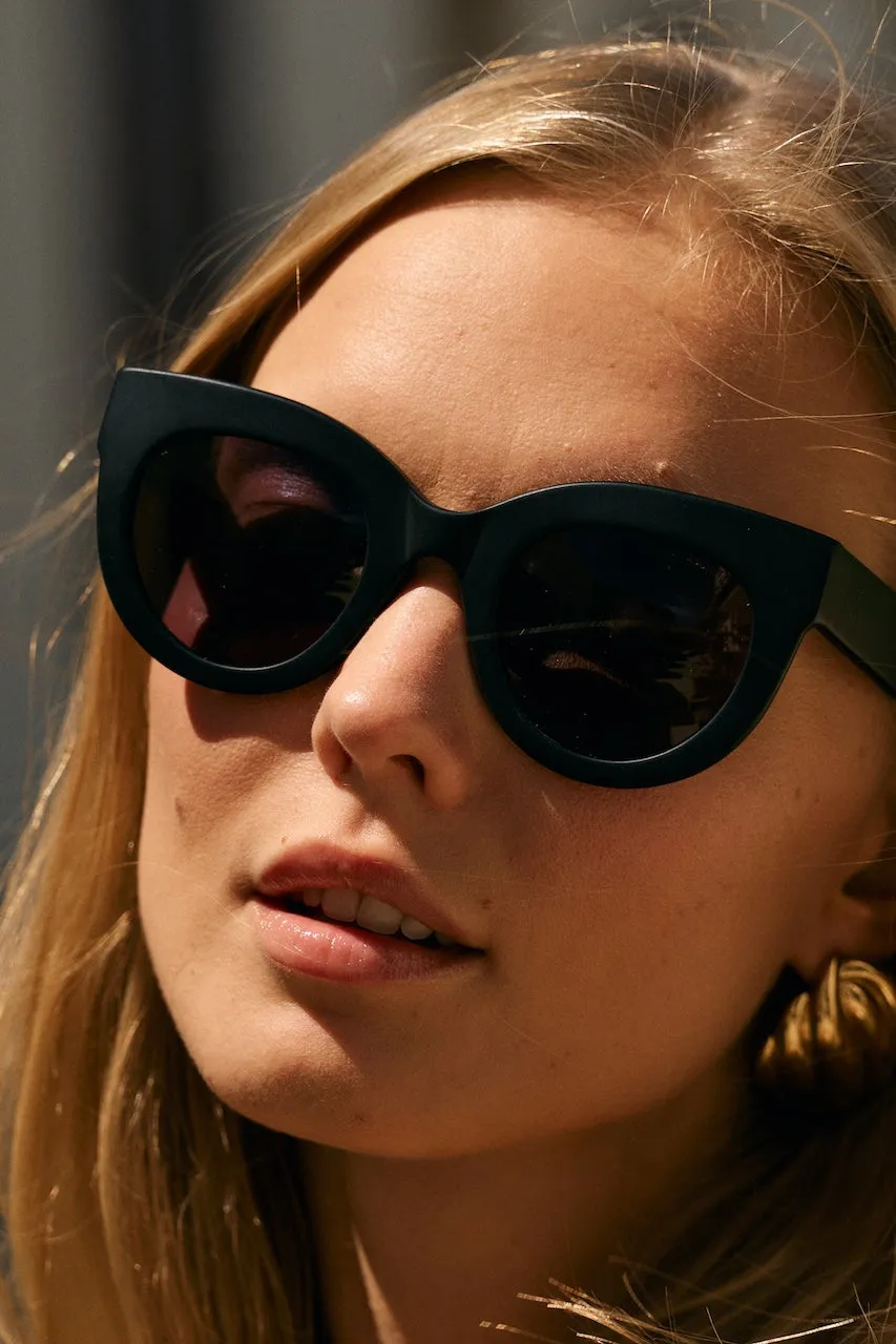 ANEA HILL Manbattan Sunglasses-Polarized