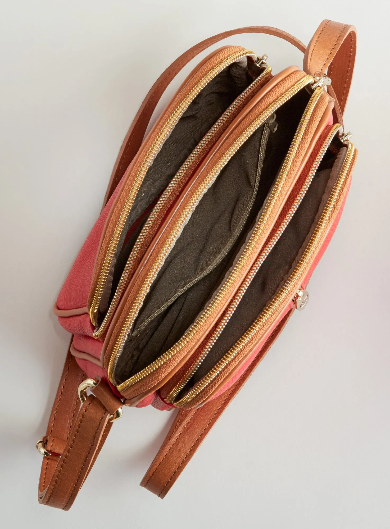 Bell’Italia Leather Travel Bags