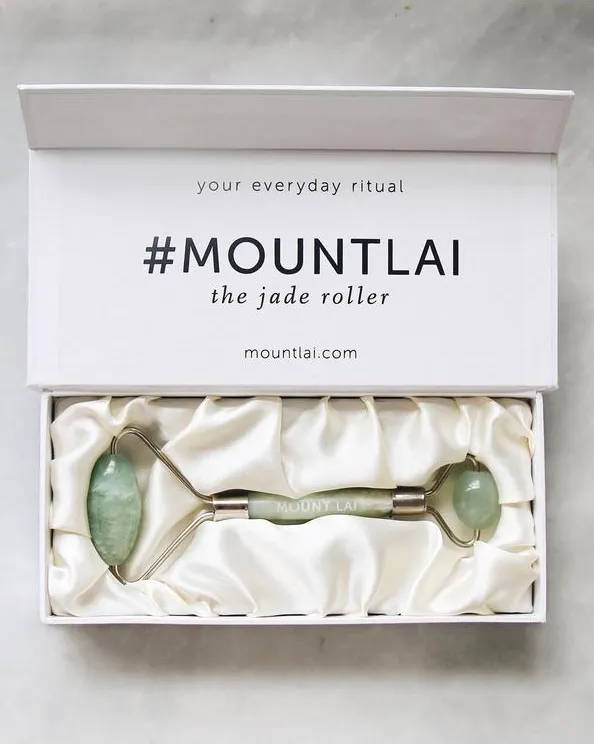 De-Puffing Jade Facial Roller
