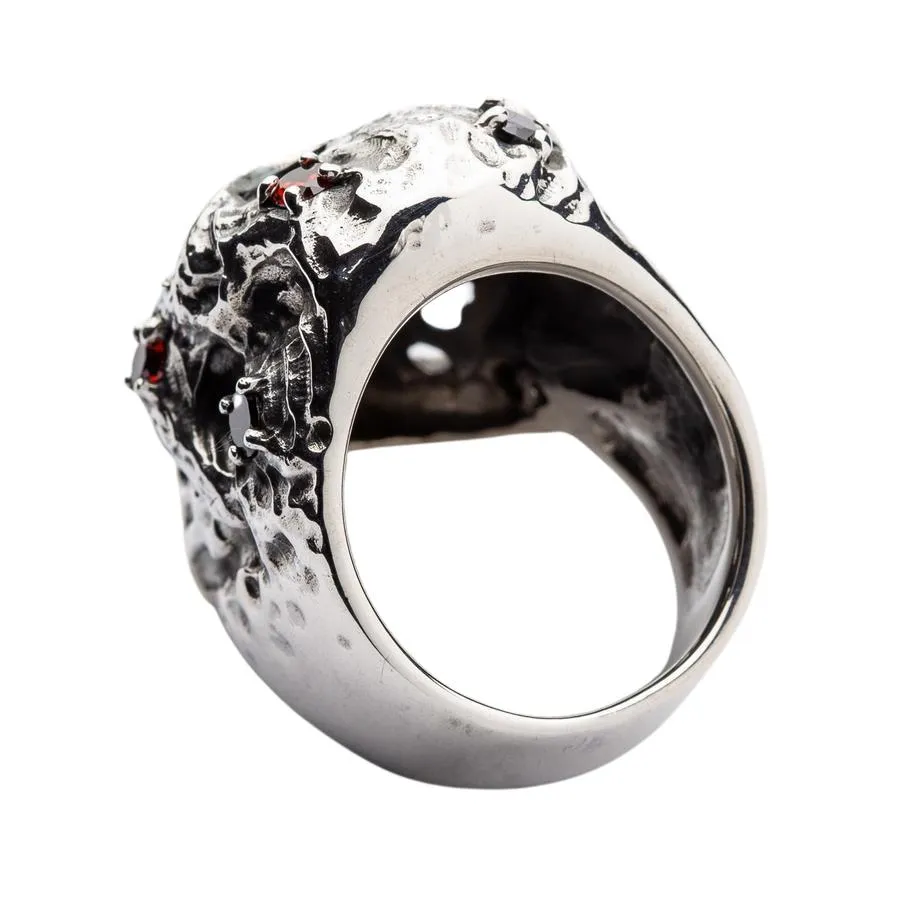 Diamond Eyes Mens Skull Vampire Ring