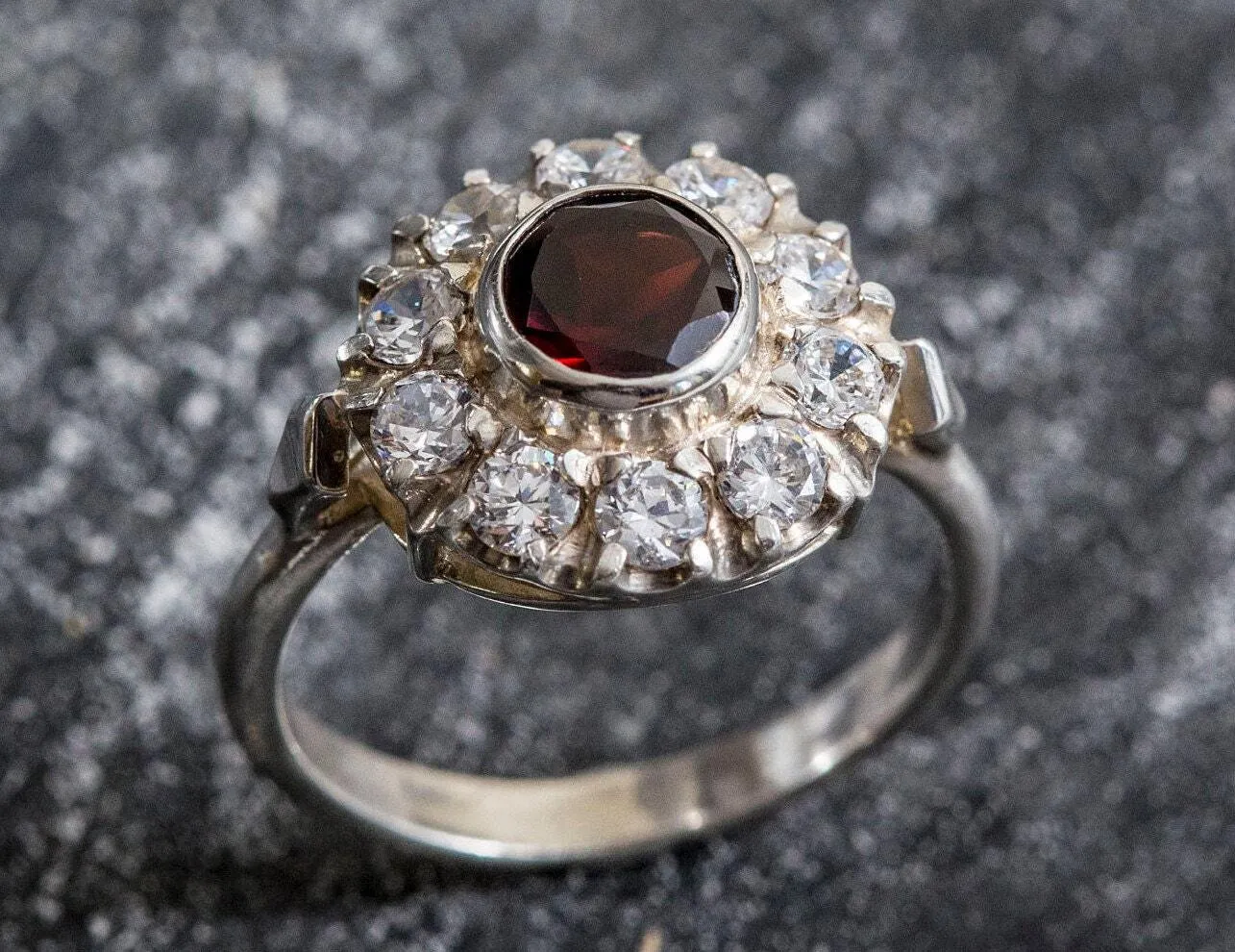 Garnet Flower Ring - Silver Victorian Ring - Garnet Vintage Ring