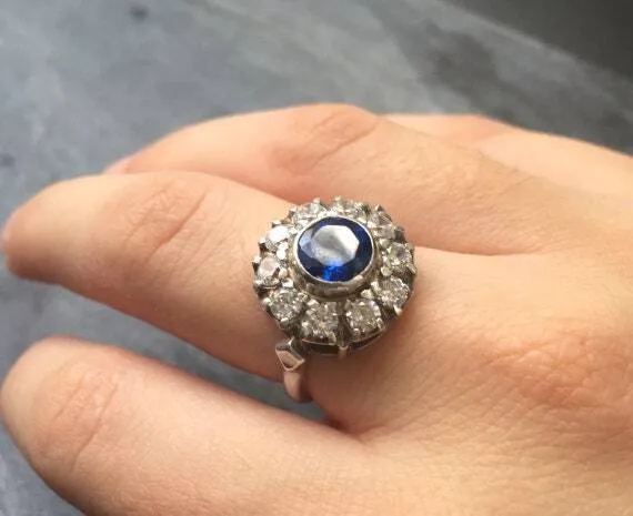 Garnet Flower Ring - Silver Victorian Ring - Garnet Vintage Ring