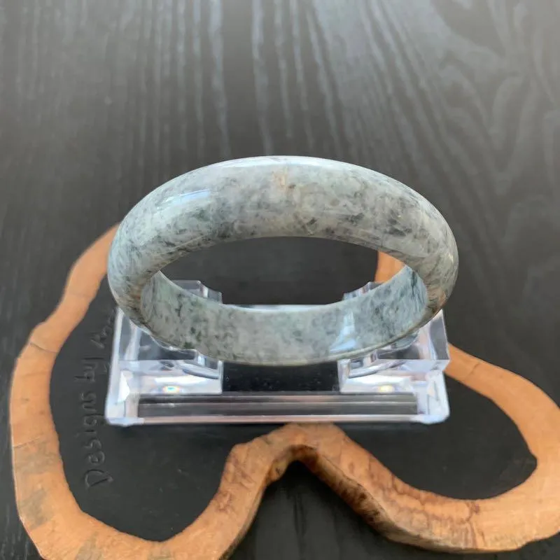 Grade A Natural Jade Bangle no certificate (JB4BAVG-0027)