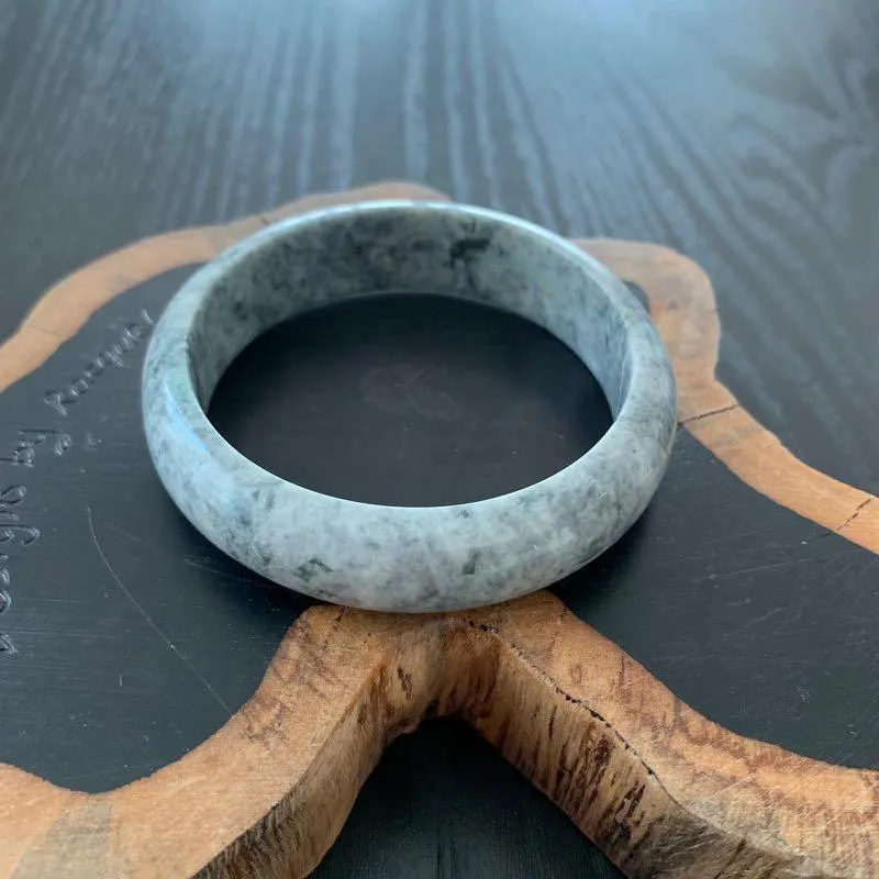 Grade A Natural Jade Bangle no certificate (JB4BAVG-0027)