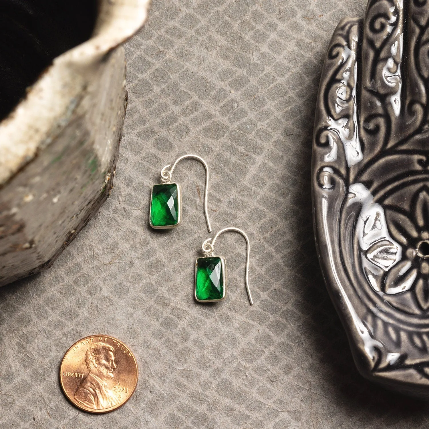 Green Quartz Pillow Shape Drop Earrings 925 Sterling Silver Earwire