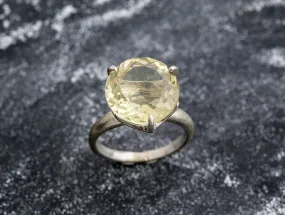 Lemon Quartz Ring - Yellow Statement Ring - Quartz Solitaire Ring