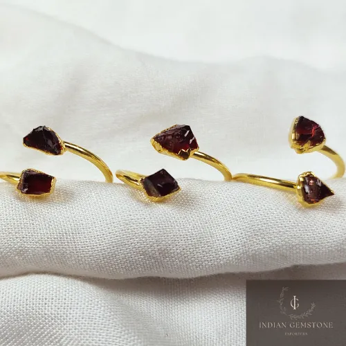 Raw Garnet Ring, Handmade Jewelry, Dainty Ring, Natural Garnet Ring, Red Gemstone Jewelry, Rough Stone Ring, Anniversary & Wedding Ring,Gift