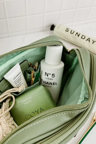 ROSIE COSMETIC CASE RECYCLED SAGE