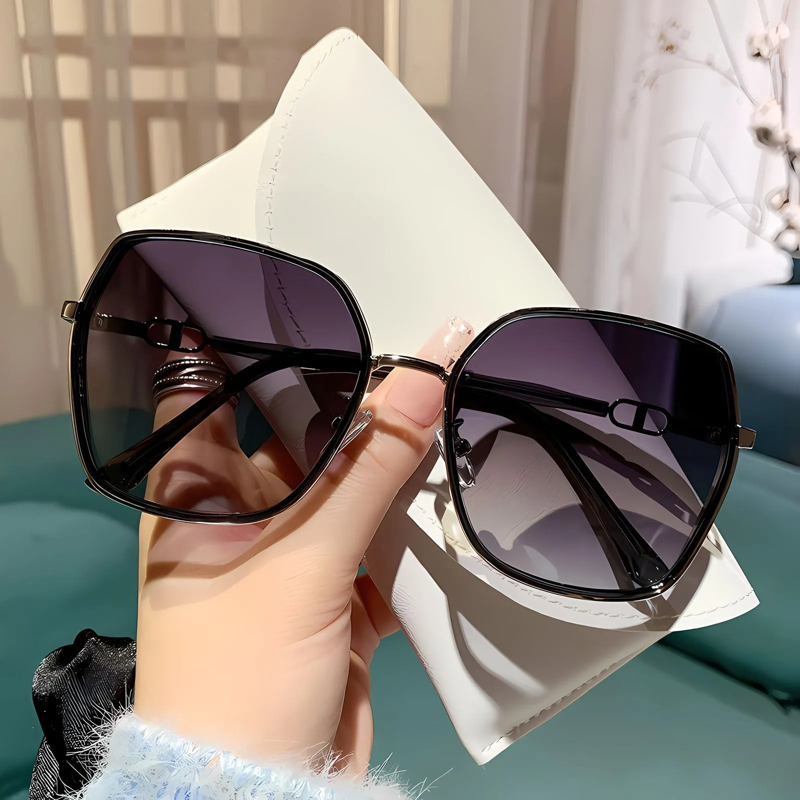 TXOME Ella Bling Polygon Polarized Sunglasses for Women