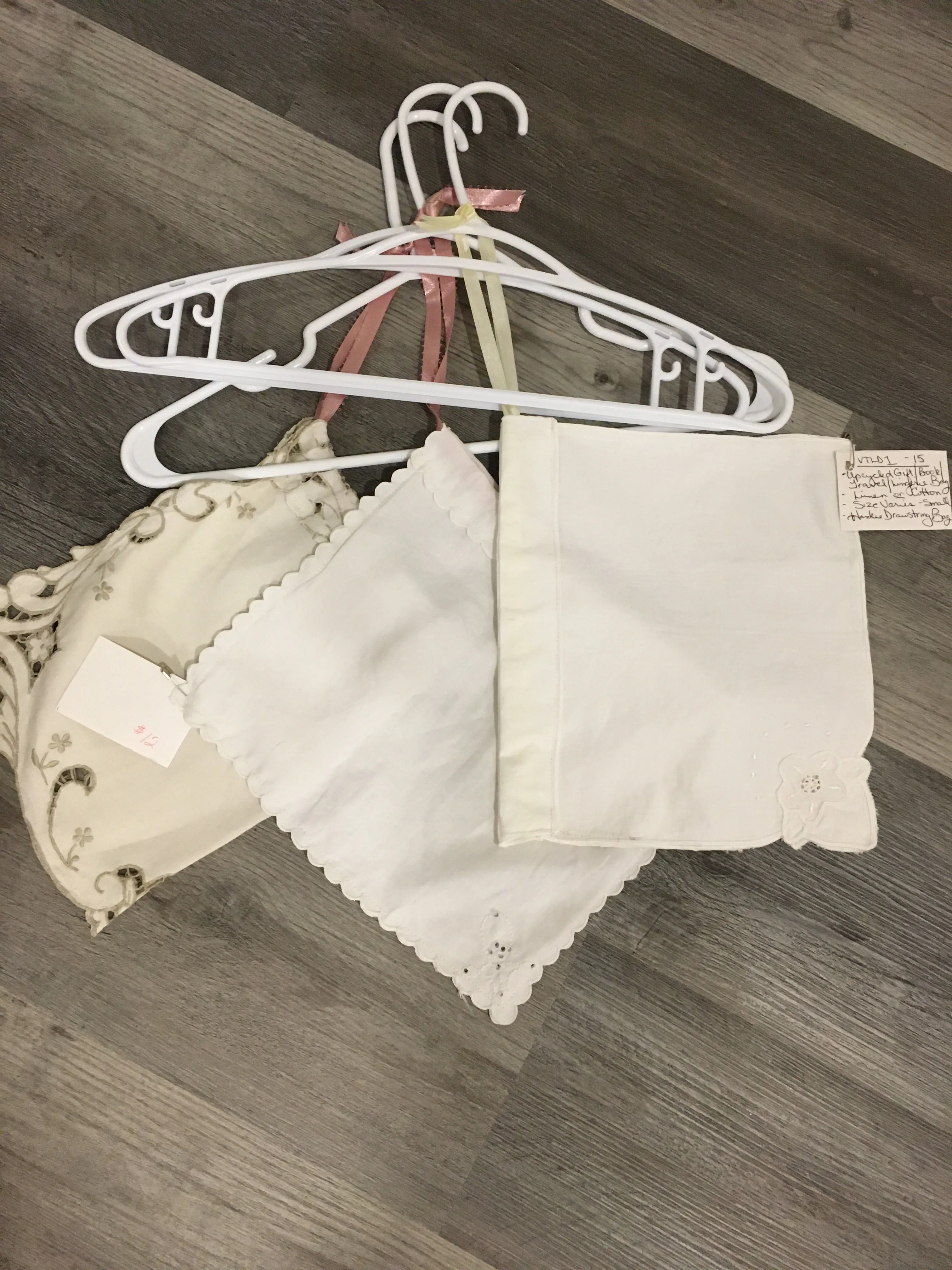 VTLD1-15 Gift/Book/Lingerie/ Travel Bags - Small