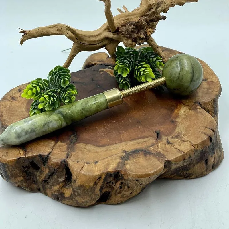 Xiuyan Jade Massage Hammer || Health & Beauty Massage Tool